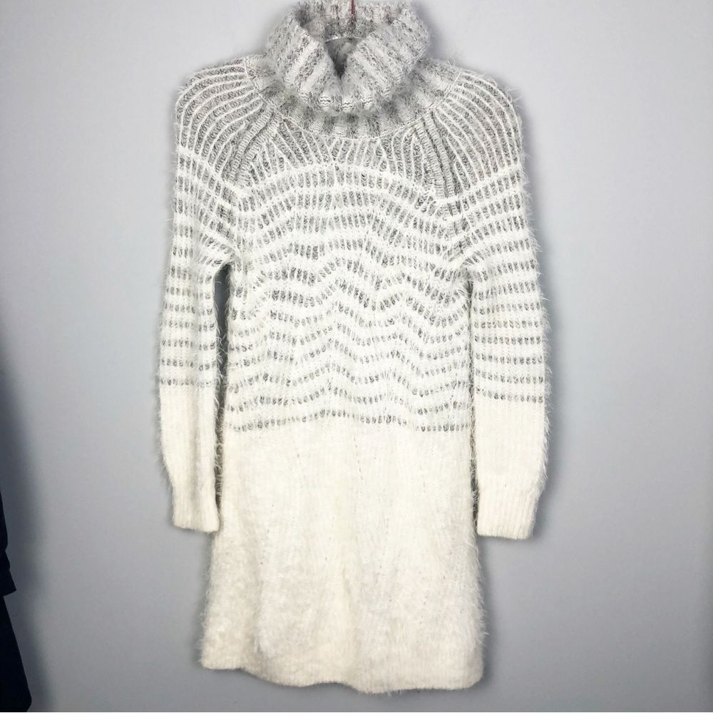ANTHROPOLOGIE | SLEEPING ON SNOW Shelby Eyelash Sweater Dress Women’s Size XS - Picture 4 of 12